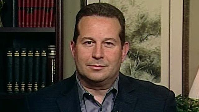 Jose Baez Refutes Attacks in New Book