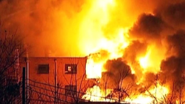 Across America: Massive Blaze Destroys Warehouse