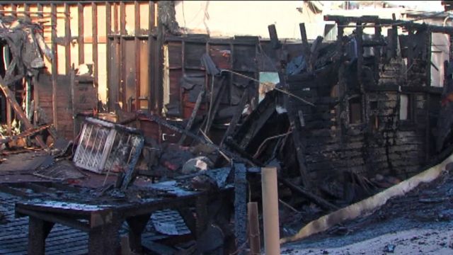 Firefighters suspect arson in California fire