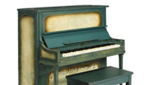 "Casablanca" Piano Up For Auction