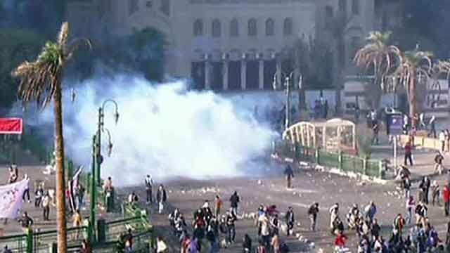 Anti-Morsi protests turn violent in Egypt