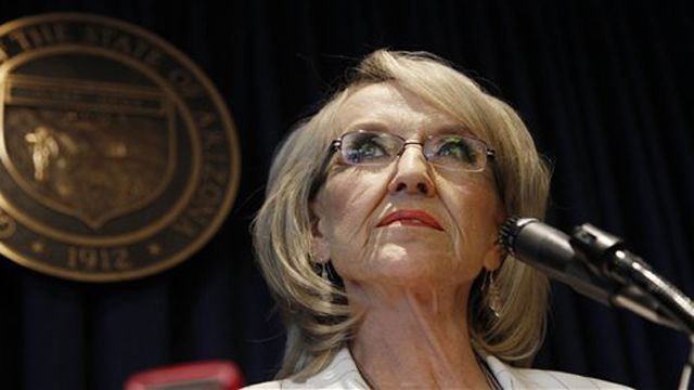 Gov. Brewer sued over license policy for immigrants