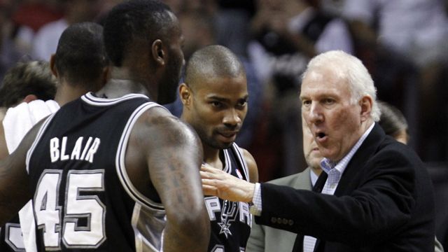 Spurs coach makes controversial move