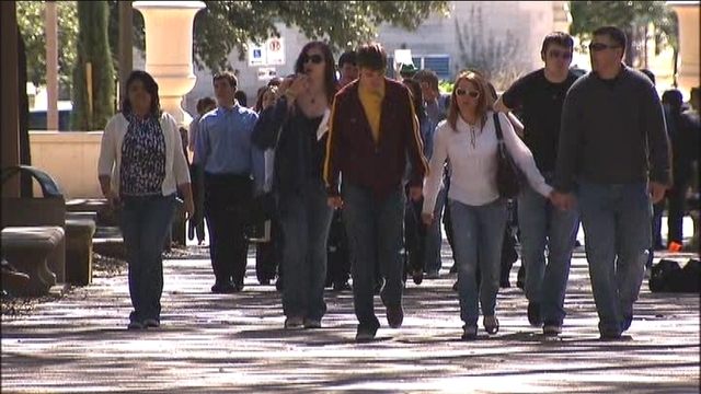 Texas Mulls Guns on Campus