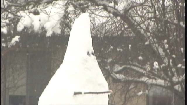 KKK Snowman Angers Neighbors 