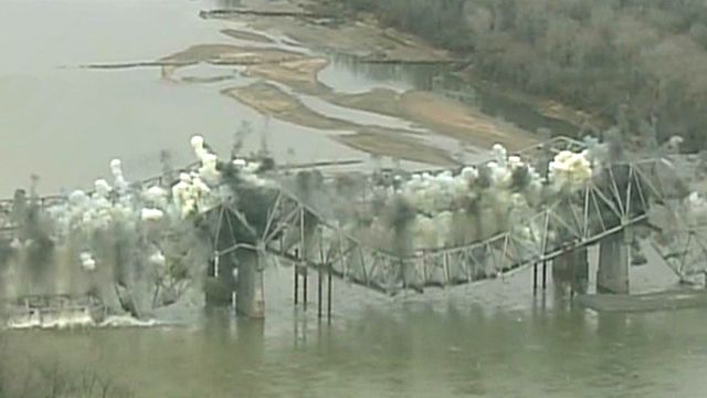 Blast demolishes bridge over Missouri River