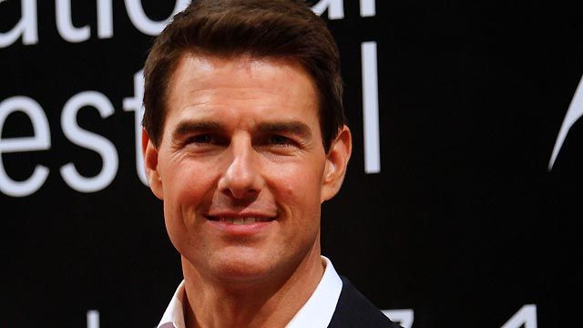 Hollywood Nation: Tom Cruise Signs on to 'Top Gun' Sequel