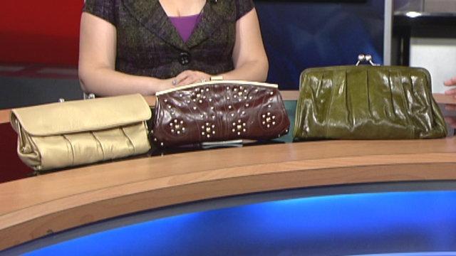 Helpful Invention for Ladies’ Handbags 