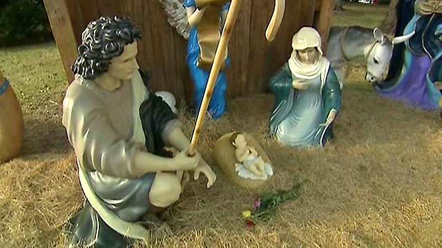 Atheists Want Banner Over Nativity Scene