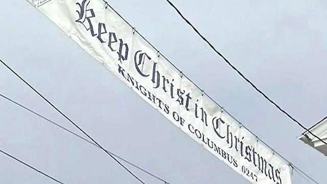 Atheists Wants Town to Take Down Christmas Banner