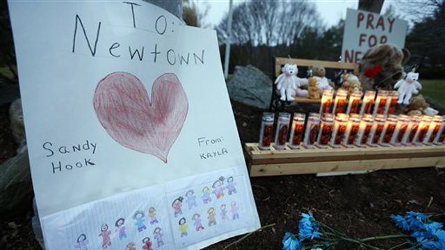 Vigils honor victims’ of school shooting