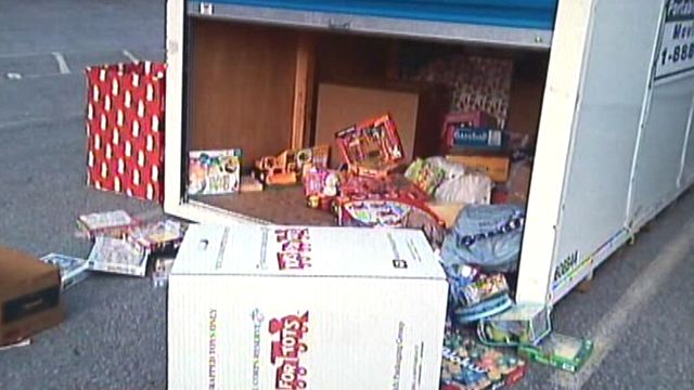 Grinch Steals Christmas Presents From Charity