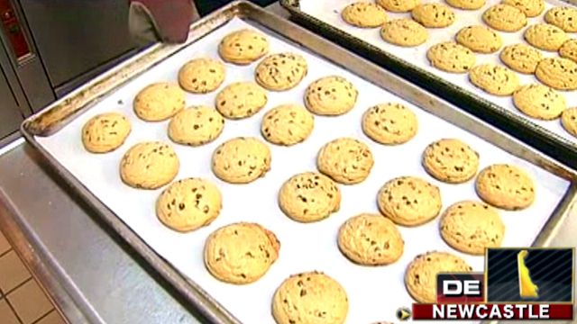 Across America: Culinary Students Bake 10,000 Cookies