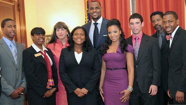 NBA Superstar LeBron James Gives Back to the Community